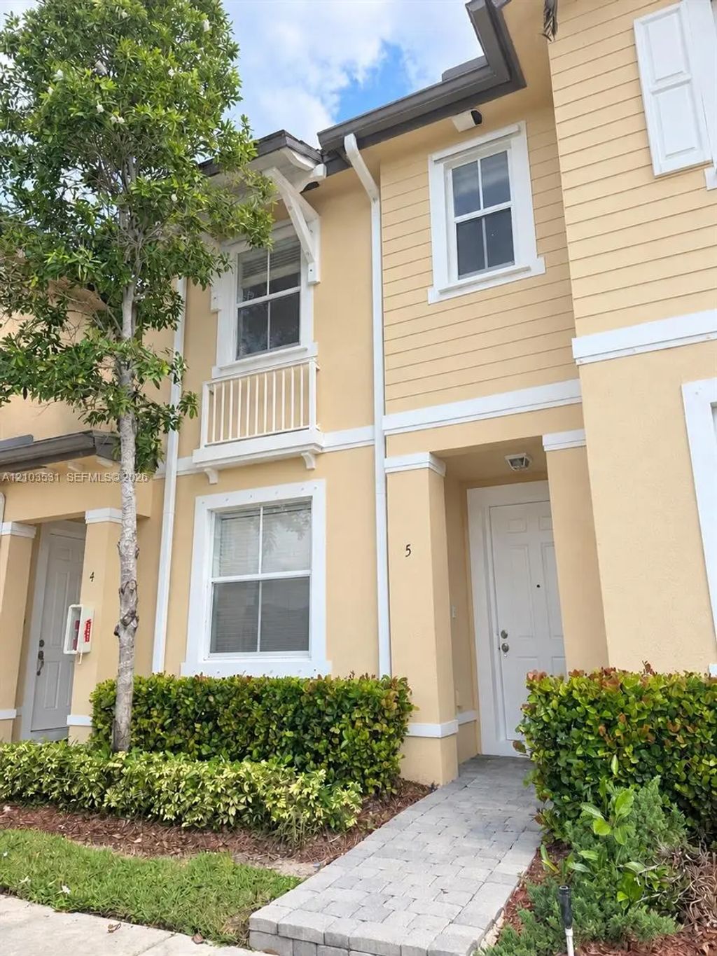 2885 Se 1st Drive #5, Homestead