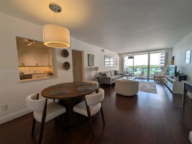 4 of 63 - 5161 Collins Avenue #711, Miami Beach, FL