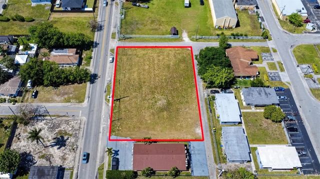 4 of 15 - 429 Sw 6th Avenue, Homestead, FL
