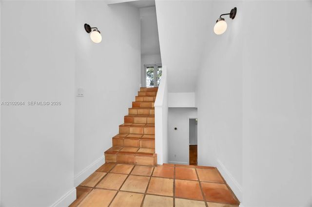 5 of 28 - 5801 Sw 74th Terrace #2, South Miami, FL