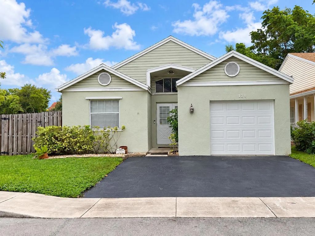 138 Sw 159th Way, Sunrise