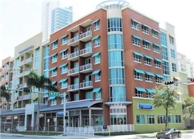 2001 Biscayne Boulevard #2415, Miami