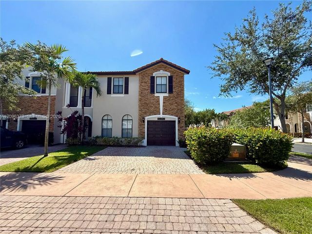 10392 Nw 31st Terrace, Doral