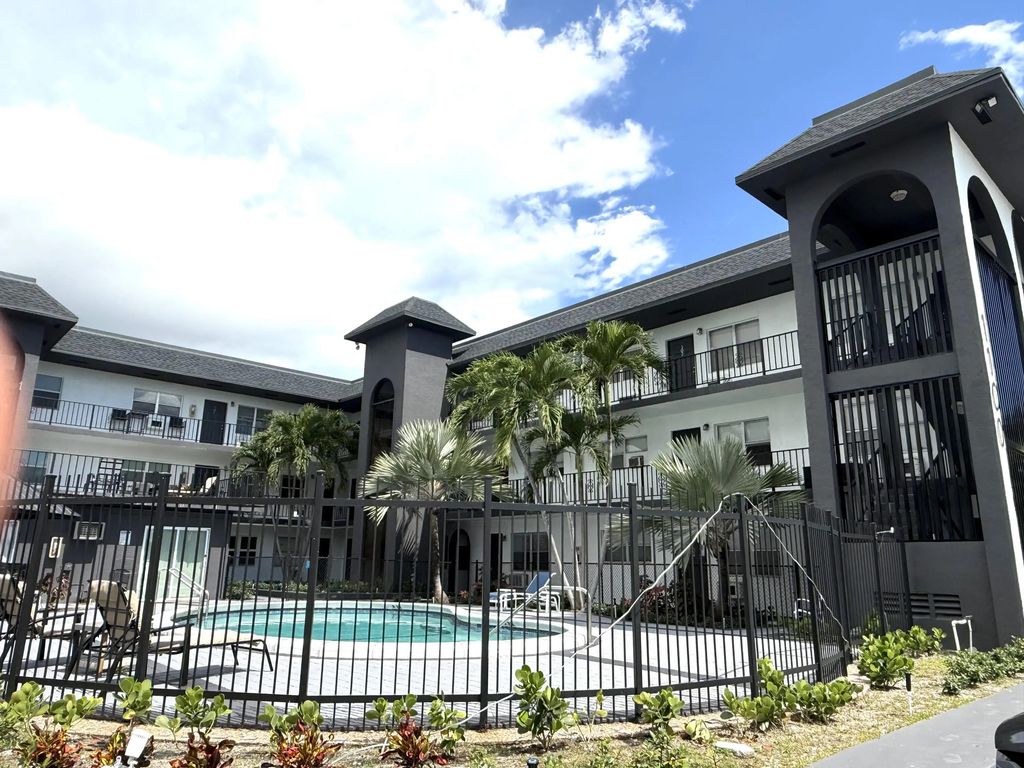 1100 Ne 9th Avenue #202, Fort Lauderdale