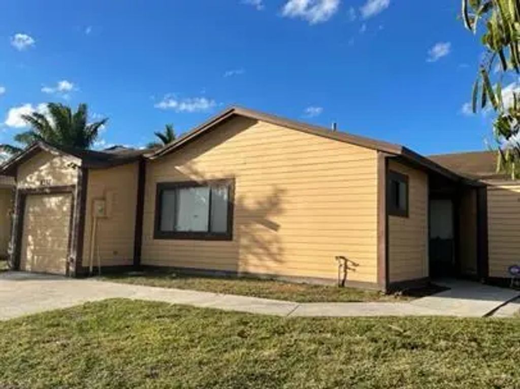 9551 W Daffodil Lane, Miramar