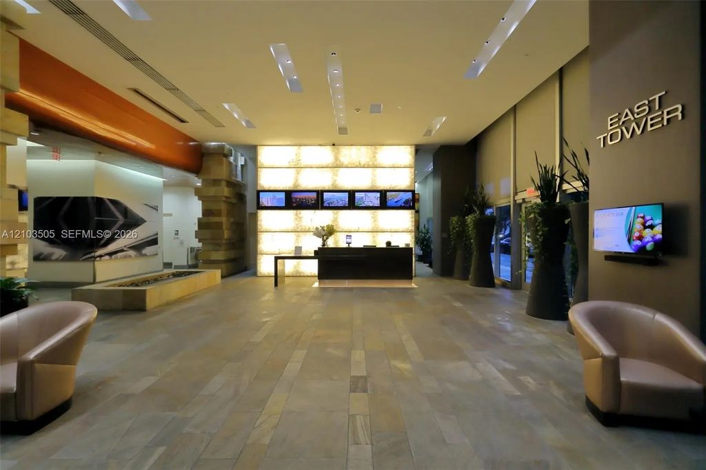 500 Brickell Avenue #1607, Miami