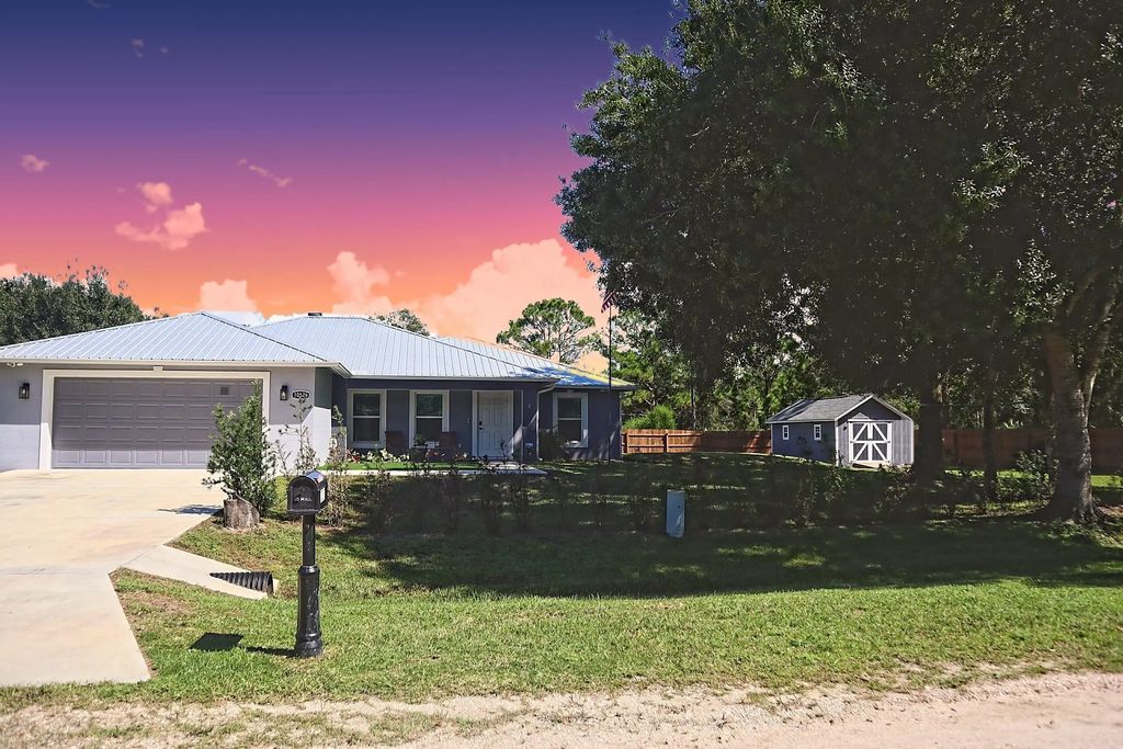 10526 Center Avenue, Okeechobee