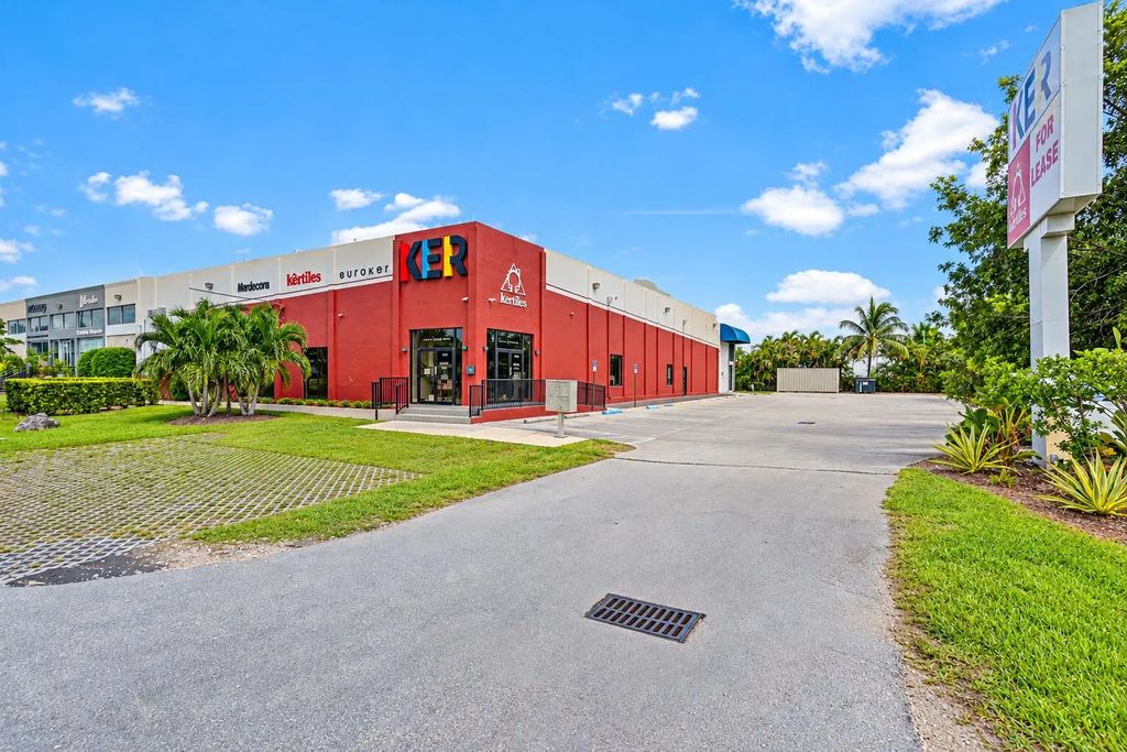 3400 Nw 78th Avenue #6, Doral