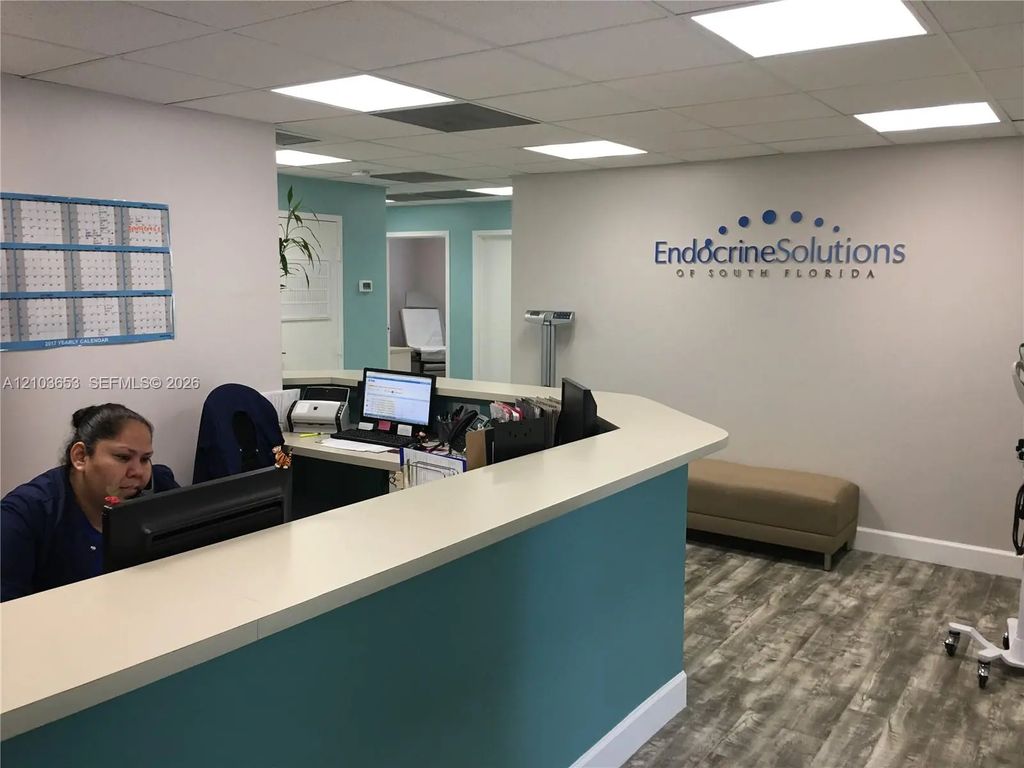 2695 S Le Jeune Road #203, Coral Gables