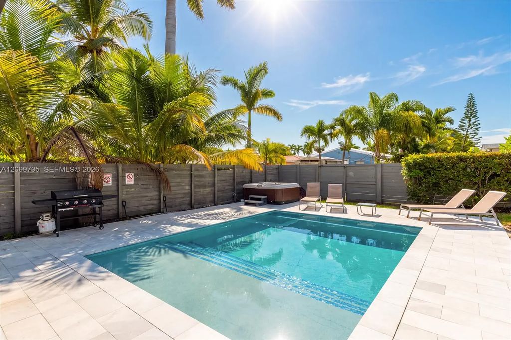 1008 Moffett Street, Hallandale Beach