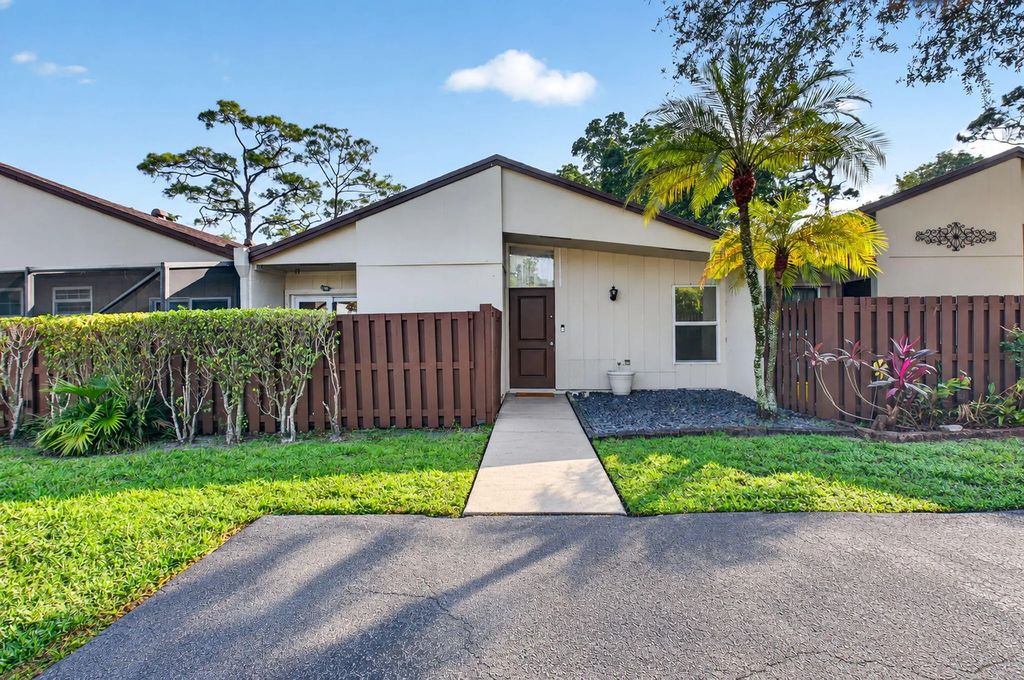 11662 Timbers Way, Boca Raton