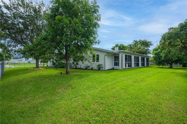 4 of 42 - 10198 Sw 203rd Terrace, Cutler Bay, FL