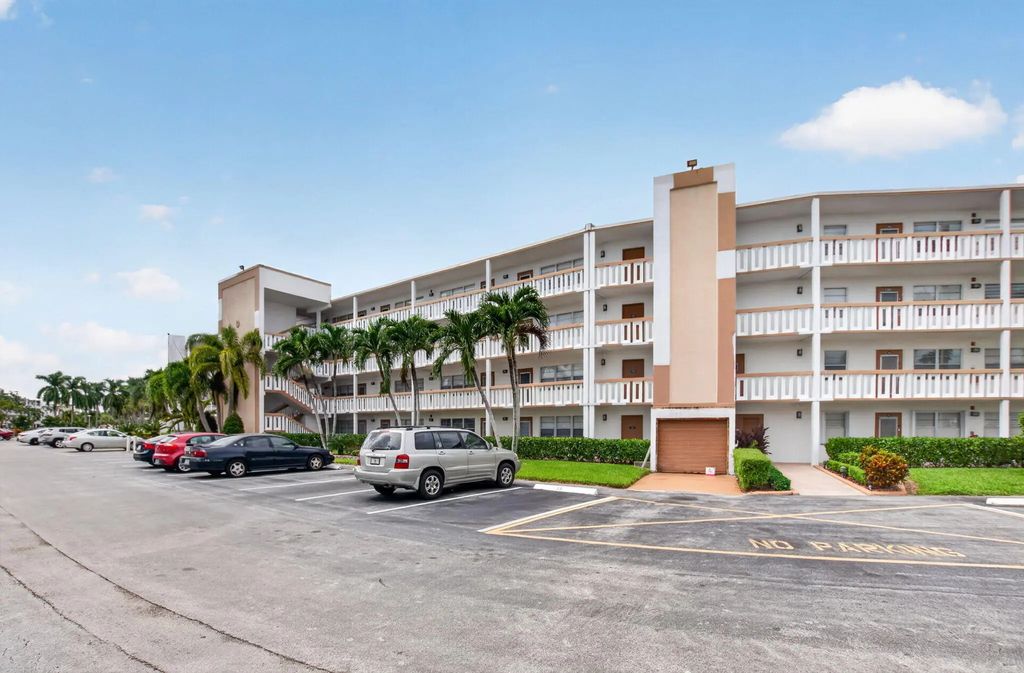 4071 Cornwall D, Boca Raton