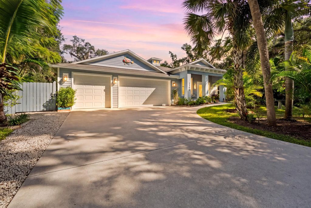 2300 Canoe Creek Lane, Fort Pierce