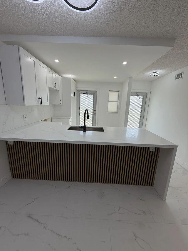 5 of 8 - 2161 Ne 1st Court #105, Boynton Beach, FL