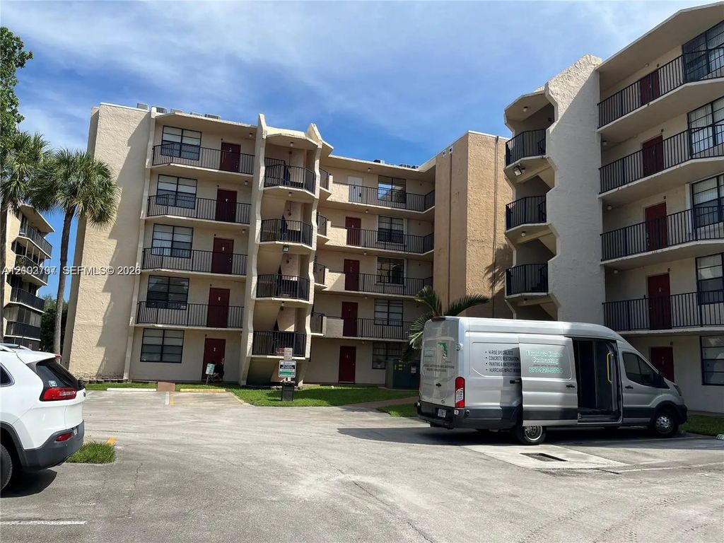 3500 Blue Lake Drive #501, Pompano Beach