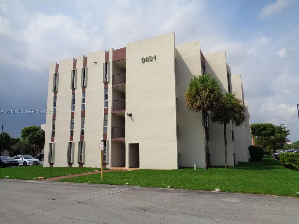 9431 Sw 4th Street #103-7, Miami