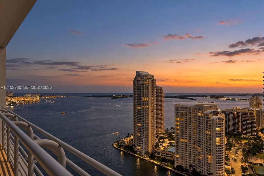 325 S Biscayne Boulevard #3921, Miami