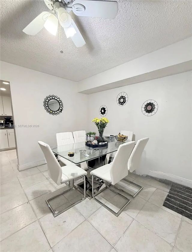 17901 Nw 68th Avenue #t101, Hialeah