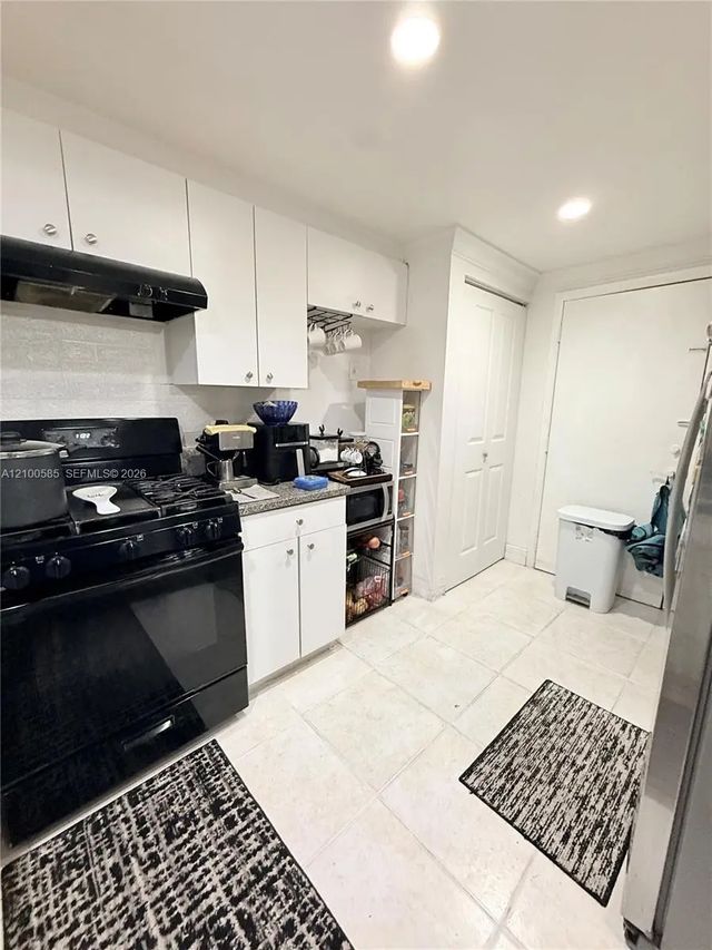 5 of 11 - 17901 Nw 68th Avenue #t101, Hialeah, FL