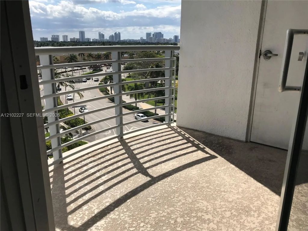 1830 Radius Drive #713, Hollywood
