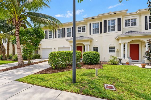 2 of 41 - 4102 Emerald  Vista #4102, Lake Worth, FL