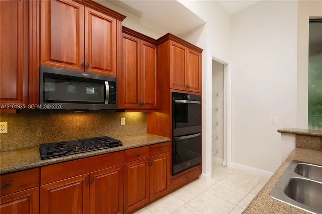4 of 30 - 10444 Trianon Place, Wellington, FL