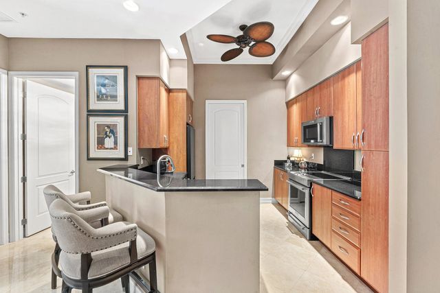 2 of 56 - 801 S Olive Avenue #1616, West Palm Beach, FL