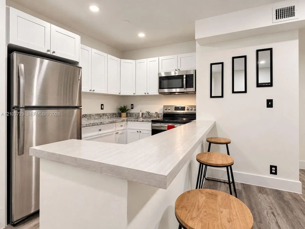 6445 Nw 2nd Avenue #20, Miami