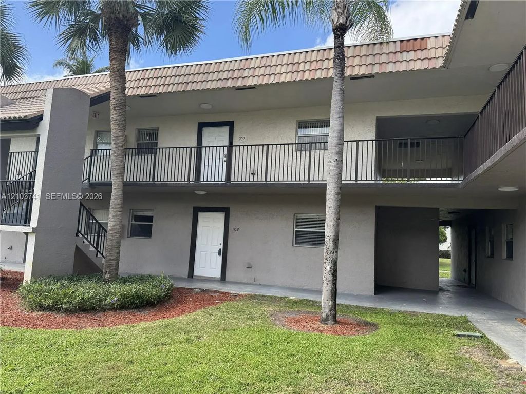 6800 Nova Drive #102-1, Davie