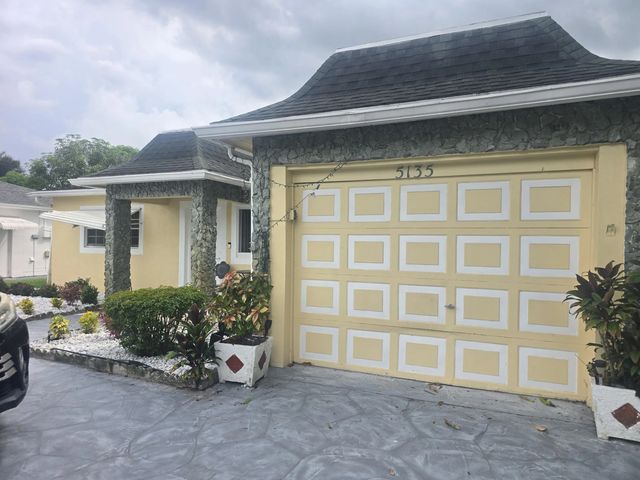 2 of 6 - 5135 Sw 10th Street, Margate, FL