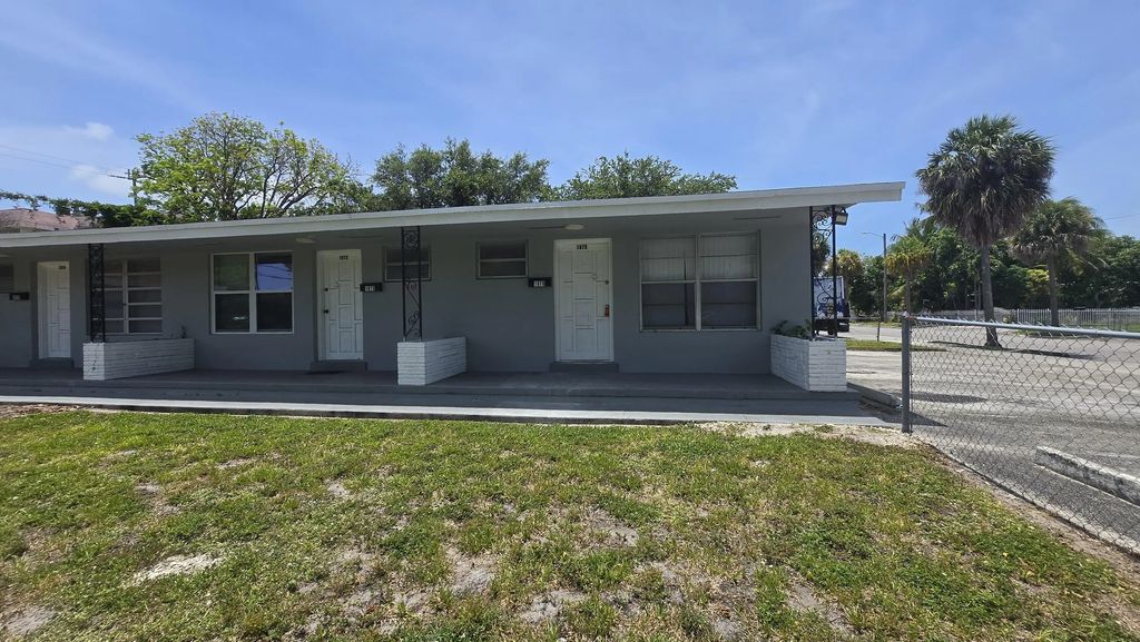 1870 Ne 161st Street #1870, North Miami Beach