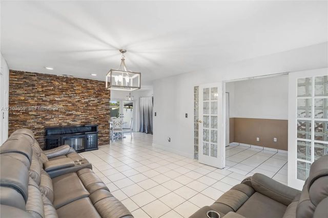 2 of 39 - 4511 Sw 129th Avenue, Miami, FL