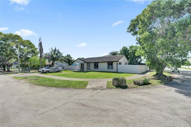2 of 22 - 11496 Sw 227th Terrace, Miami, FL