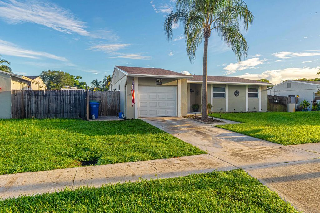 6911 Sw 1st Court, Margate