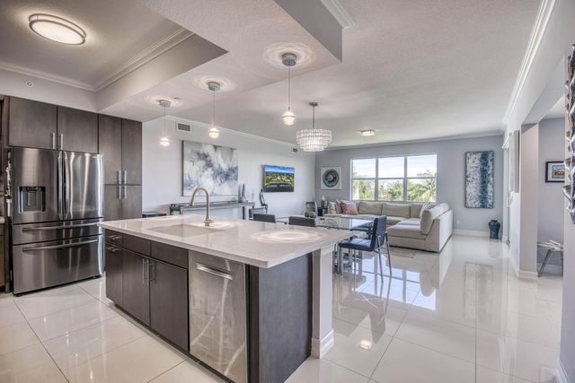 4 of 28 - 441 Bay Colony Drive N, Juno Beach, FL