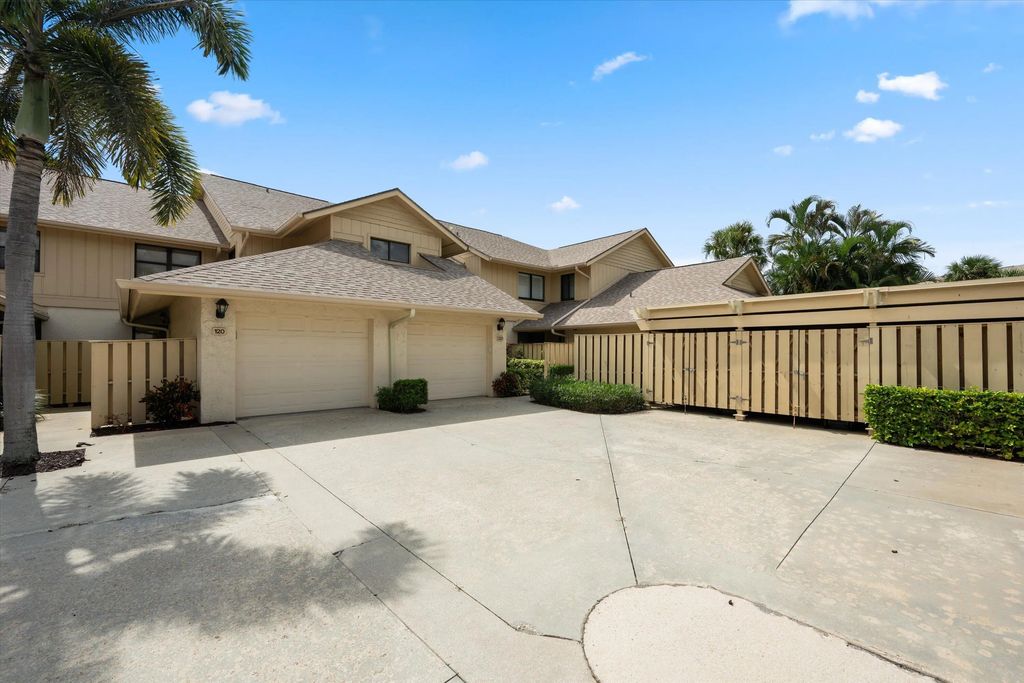 17110 E Waterbend Drive #220, Jupiter