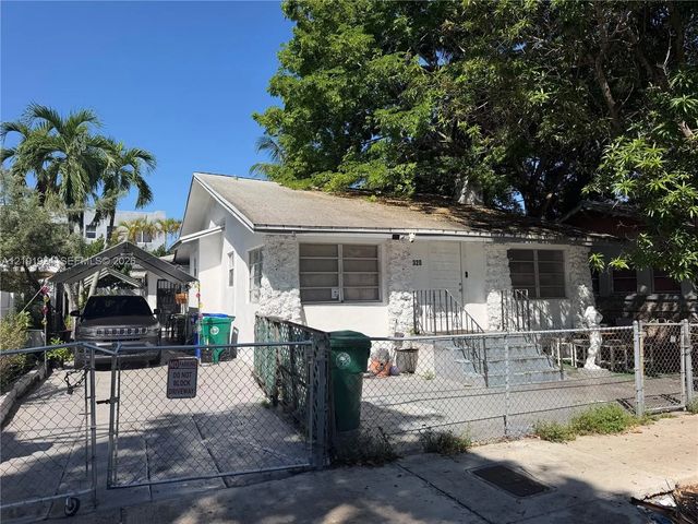 4 of 7 - 320 Nw 11th Avenue, Miami, FL