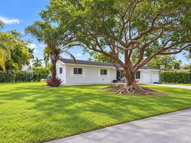 2 of 28 - 11802 Sw 106th Avenue, Miami, FL