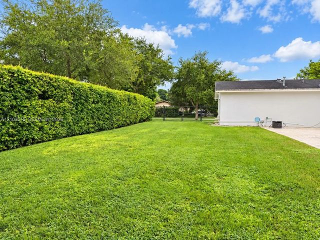 5 of 28 - 11802 Sw 106th Avenue, Miami, FL