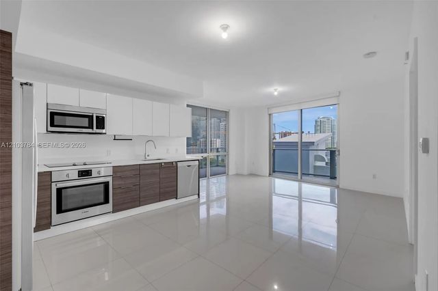 1010 Sw 2nd Avenue #1003, Miami