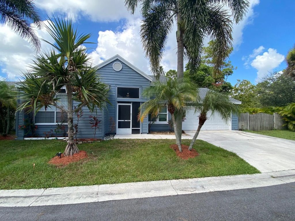 963 Red Parrot Lane, Wellington