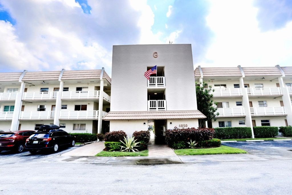 6850 Royal Palm Boulevard #211g, Margate