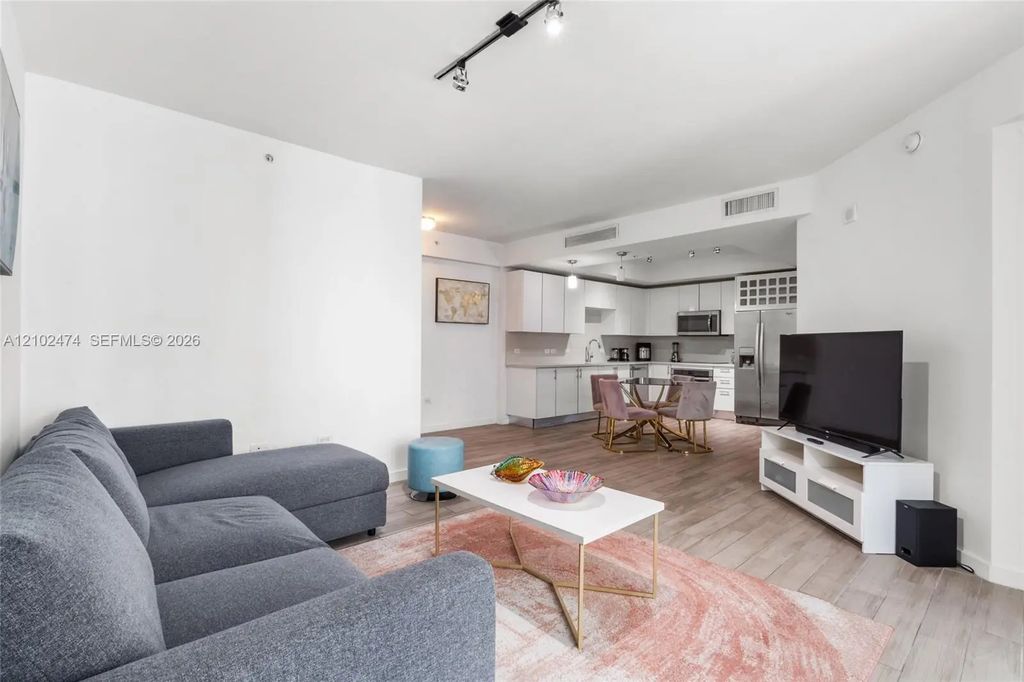 999 Sw 1st Avenue #2601, Miami