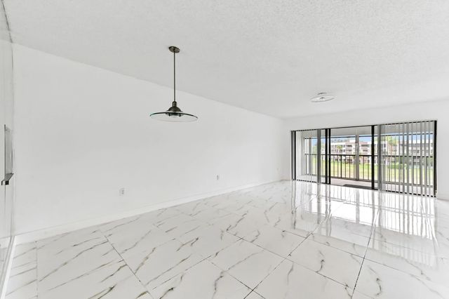 2 of 29 - 4793 Esedra Court #307, Lake Worth, FL