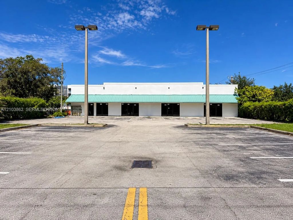 27332 S Dixie Highway, Homestead