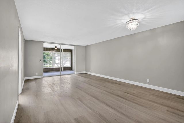 5 of 32 - 14527 Bonaire Boulevard #309, Delray Beach, FL