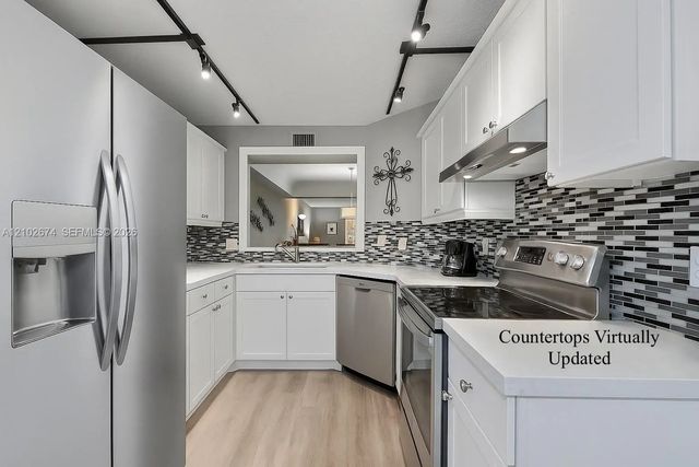 4 of 40 - 23249 N Barwood Lane N #102, Boca Raton, FL