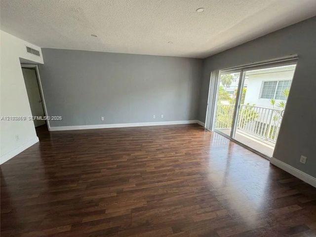 9260 Bay Harbor Terrace #24, Bay Harbor Islands