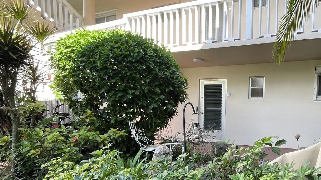 2856 Garden Drive S #102, Lake Worth Beach
